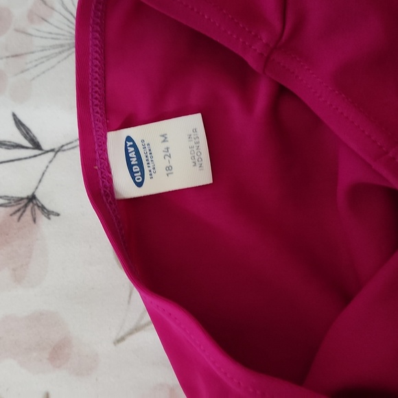 Old Navy Tankini ❤️ Bundle and Save - Picture 4 of 4